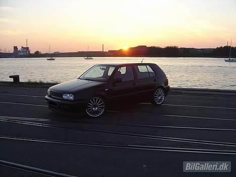 VW Golf  3 TDI - Tøsen i solnedgangen billede 2