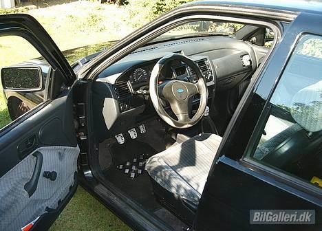 Ford Escort 1,8i CLX billede 2