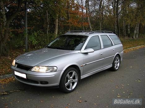 Opel vectra - det er min nye vectra st.car jeg  skal nok snart tage nogle nye billeder af den så den kan komme her ind c",) billede 10