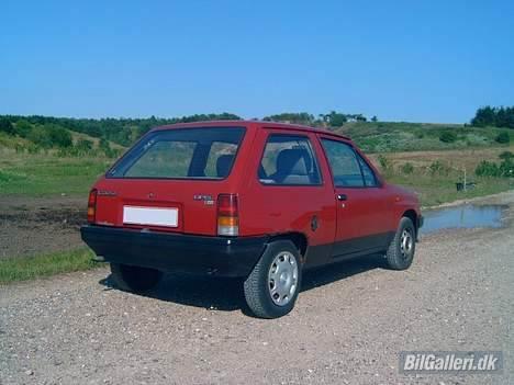 Opel Corsa 1.0 LS billede 3