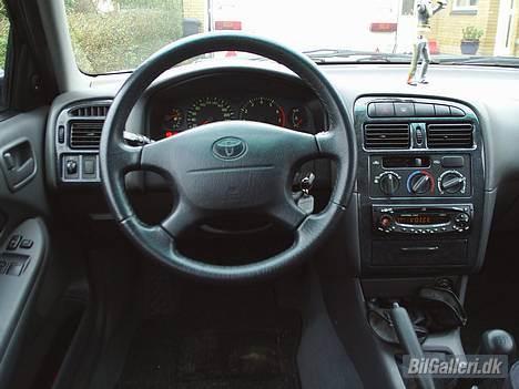 Toyota Avensis Luna billede 8