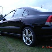 Volvo S60  (BILEN ER SOLGT)