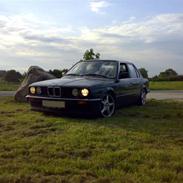 BMW E30 320i 'Byttes til touring'