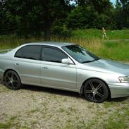 Toyota carina e solgt