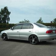 Toyota carina e solgt