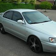 Toyota carina e solgt