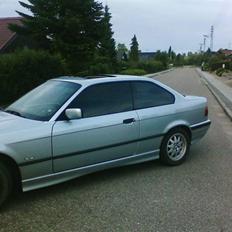 BMW 323i E36 Coupe - Solgt