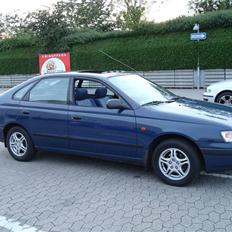 Toyota Carina E  *SOLGT*