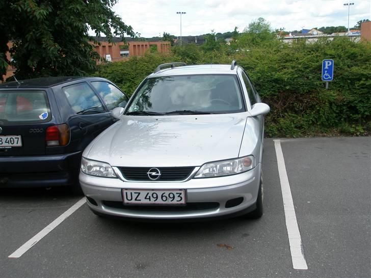 Opel vectra b st car >SOLGT< billede 8