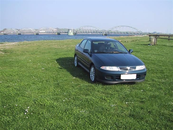 Mitsubishi Carisma (SOLGT!) billede 3