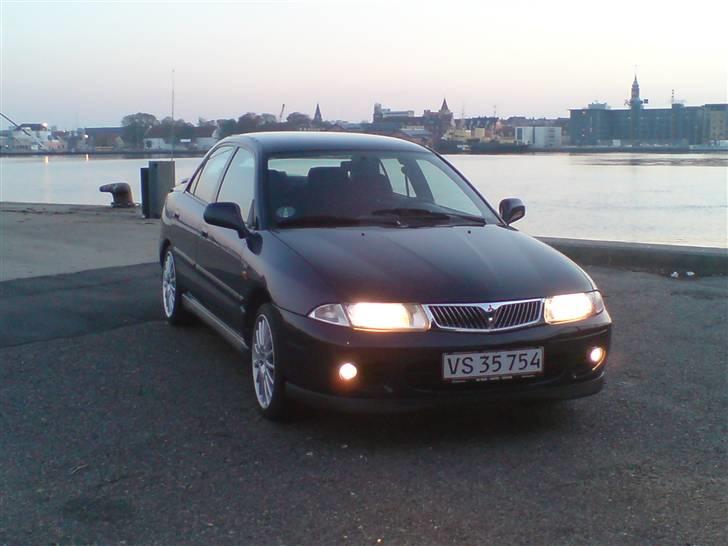 Mitsubishi Carisma (SOLGT!) billede 4