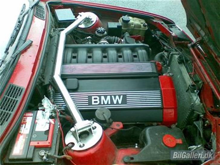 BMW 325i E30 (solgt) billede 4