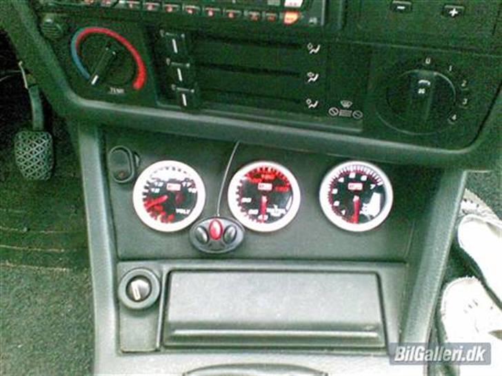 BMW 325i E30 (solgt) billede 7