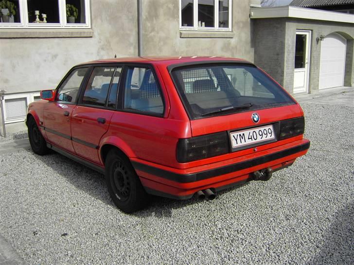BMW E30 325i touring *SOLGT* billede 2