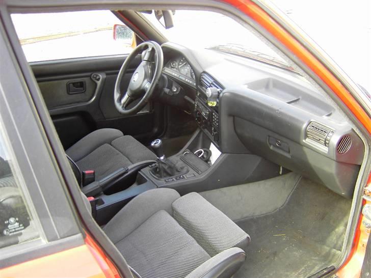 BMW E30 325i touring *SOLGT* billede 6