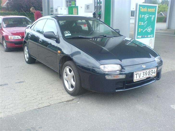 Mazda 323F  billede 3