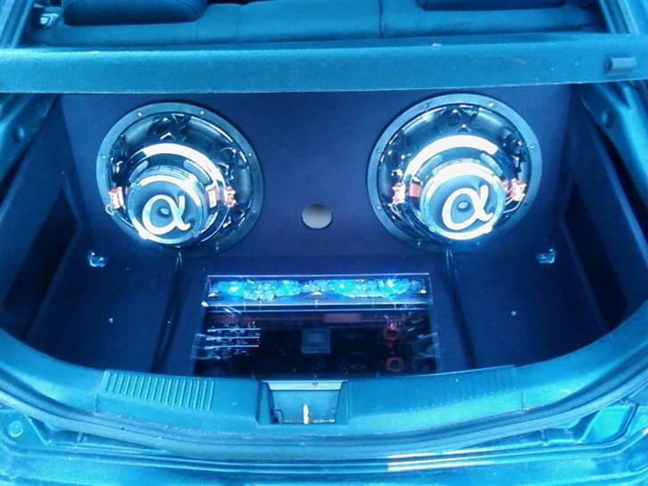 Mazda 323F  billede 6