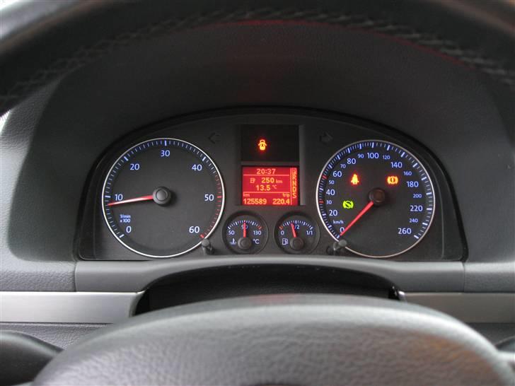 VW Touran TDI DSG § Solgt § billede 8