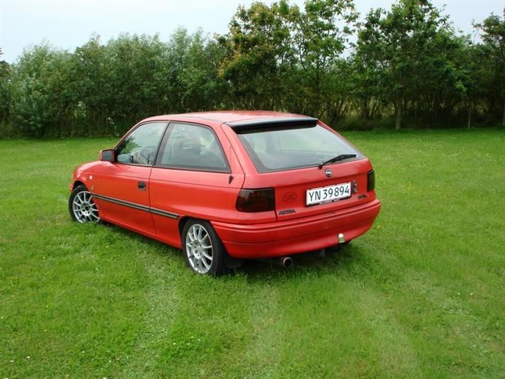 Opel Astra F 16i. NZ billede 3