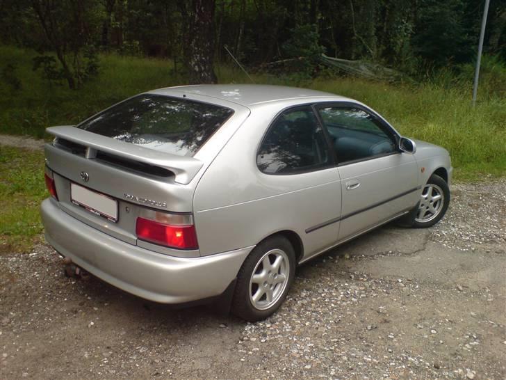 Toyota Corolla 1.3 XLi - SOLGT billede 1