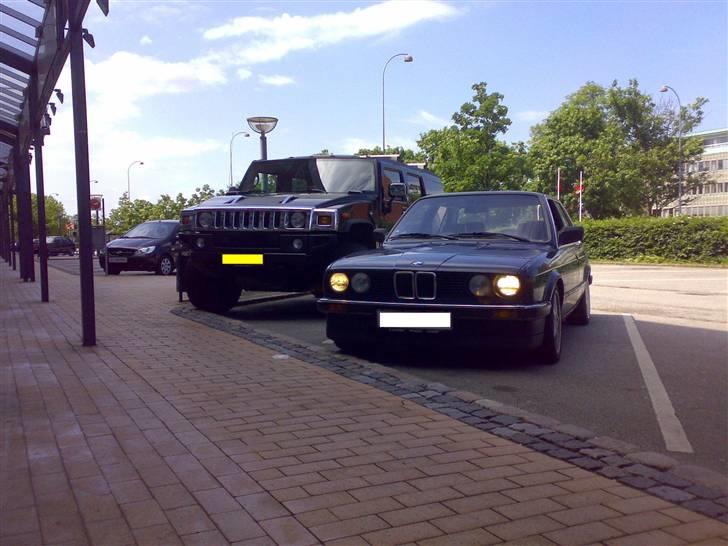 BMW E30 320i 'Byttes til touring' billede 3