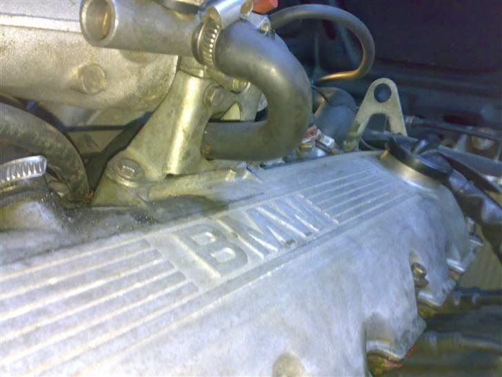 BMW E30 320i 'Byttes til touring' billede 10