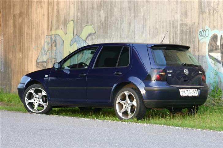 VW Golf IV TDi "Solgt" billede 2