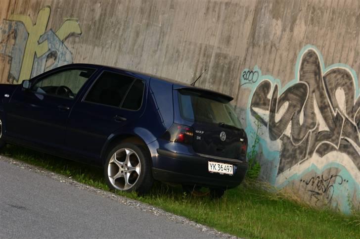 VW Golf IV TDi "Solgt" billede 4