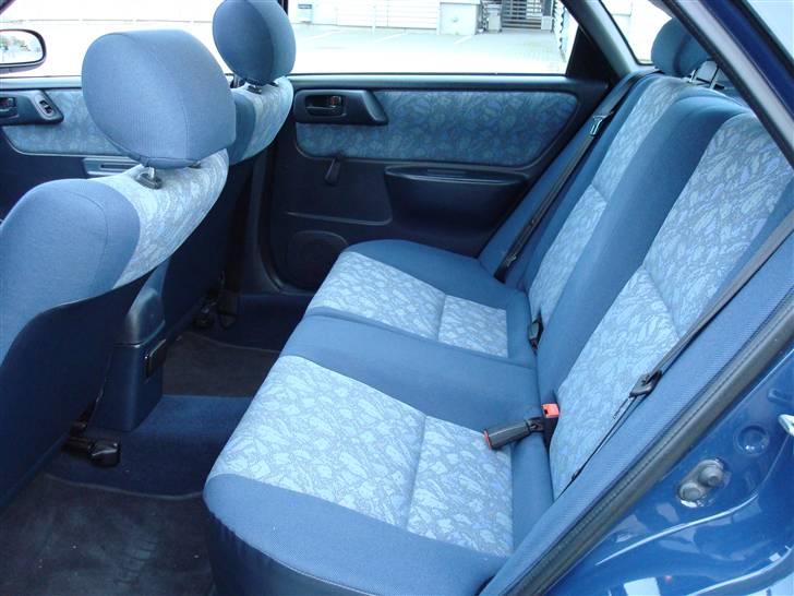 Toyota Carina E  *SOLGT* billede 6