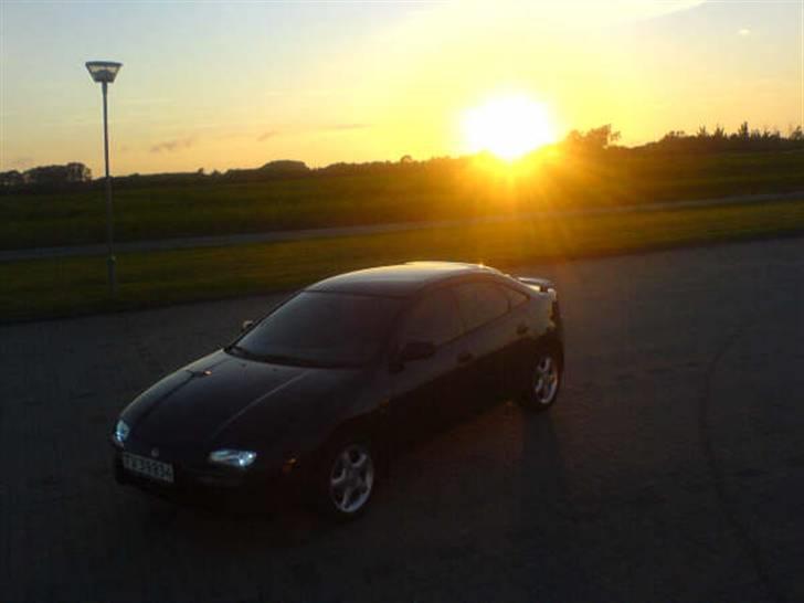 Mazda 323F  billede 12