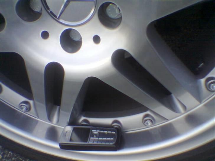 Mercedes Benz 220 CDI Avantgarde - 19" Brabus blev monteret. 20" crome er taget af bilen igen. billede 19