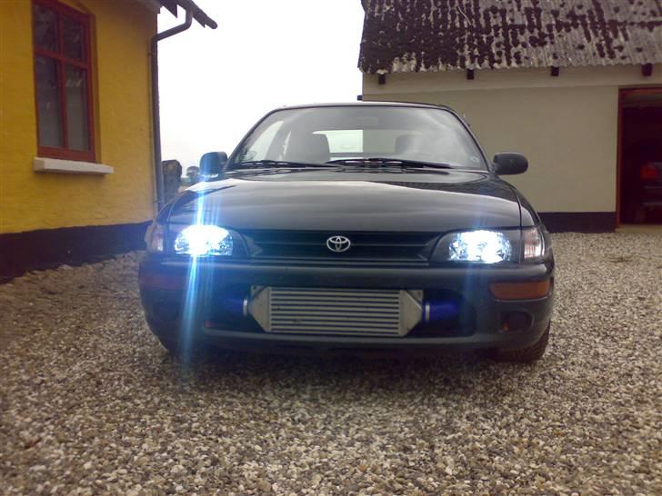 Toyota corolla 1,3  billede 2
