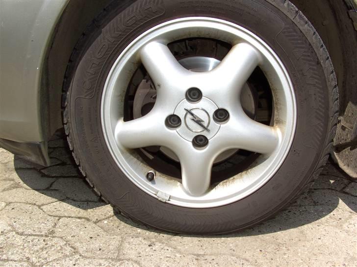 Opel vectra 1,7 TD (SOLGT) billede 9