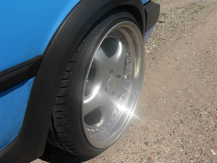 VW golf 2,0 16v billede 4