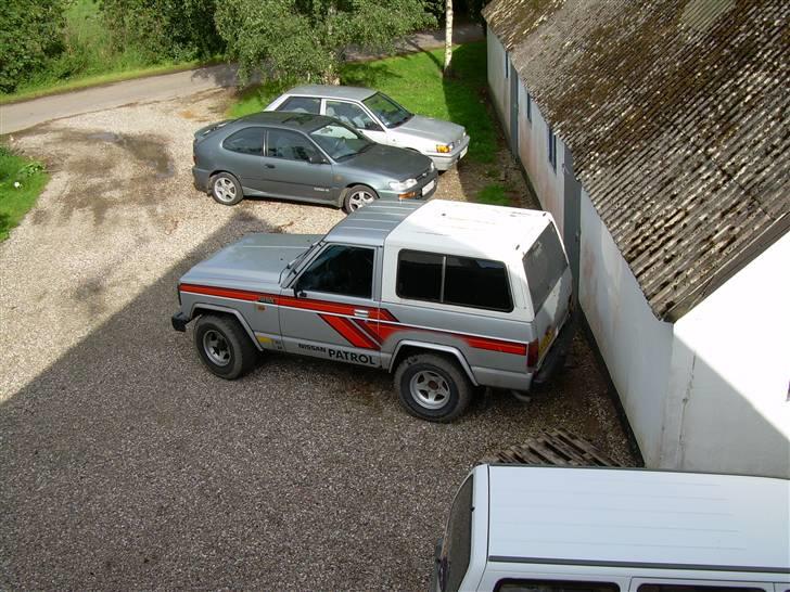 Nissan Patrol Troldepus "Solgt" - Her holder hun så hjemme i indkørslen billede 10