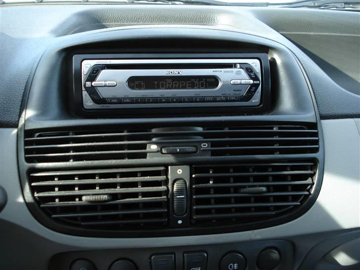 Fiat Punto 1,2 [Solgt] - midlertidigt anlæg, indtil jeg kommer hjem fra kosovo billede 7