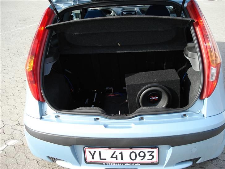 Fiat Punto 1,2 [Solgt] - midlertidigt anlæg, indtil jeg kommer hjem fra kosovo billede 8