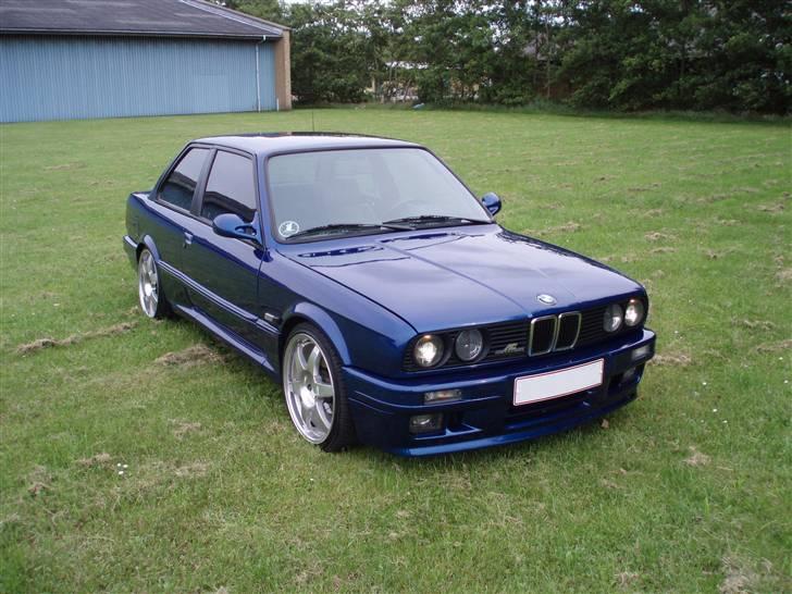 BMW 320I SOLGT billede 1