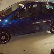 Peugeot 107  {SOLGT}