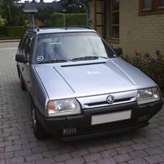 Skoda Favorit
