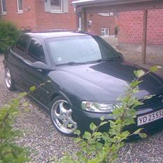Opel vectra B  ----SOLGT----