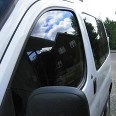 Peugeot Partner. Total skadet