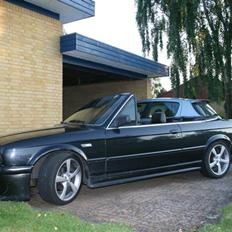 BMW 325i Cabrio