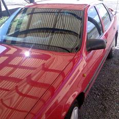 Opel vectra 1,8i