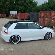 Audi A3 1.8T Ambition SOLGT