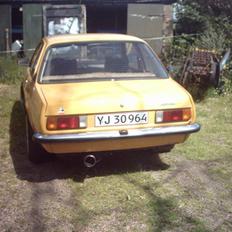 Opel ascona b