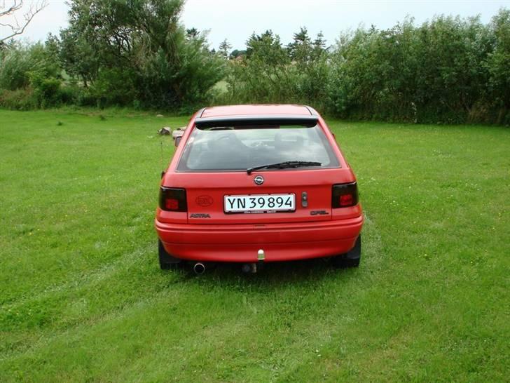Opel Astra F 16i. NZ billede 4