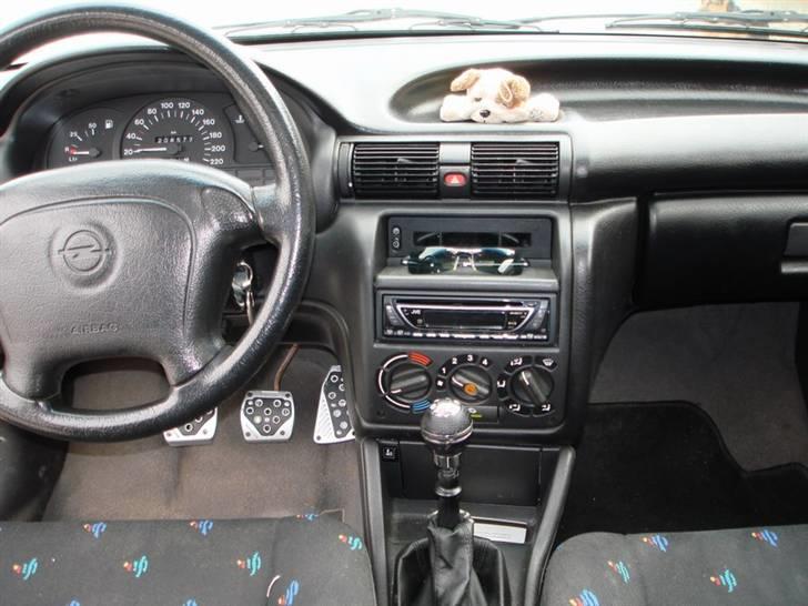 Opel Astra F 16i. NZ billede 9