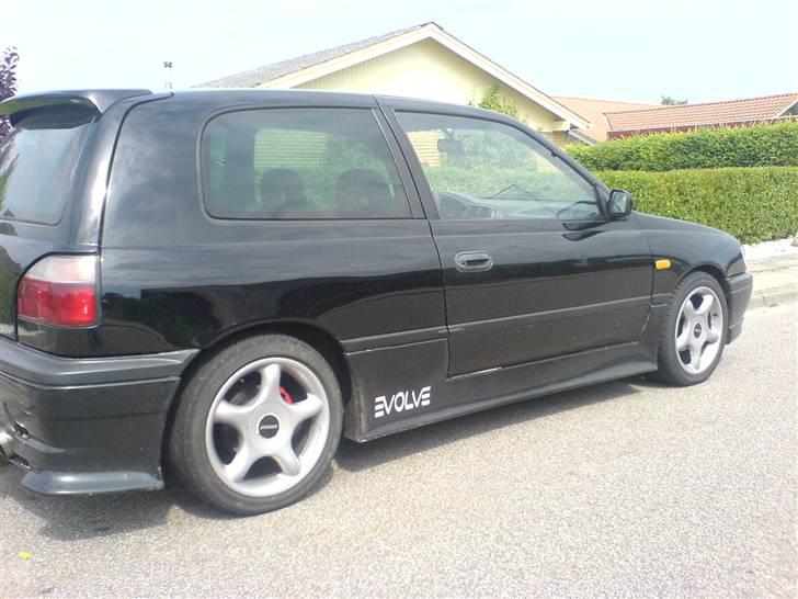 Nissan Sunny (solgt) billede 6