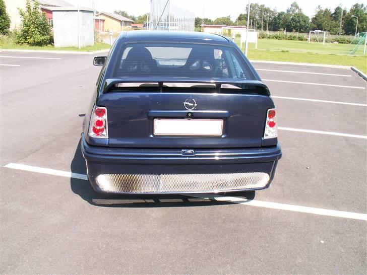 Opel Kadett 1.3 S billede 10